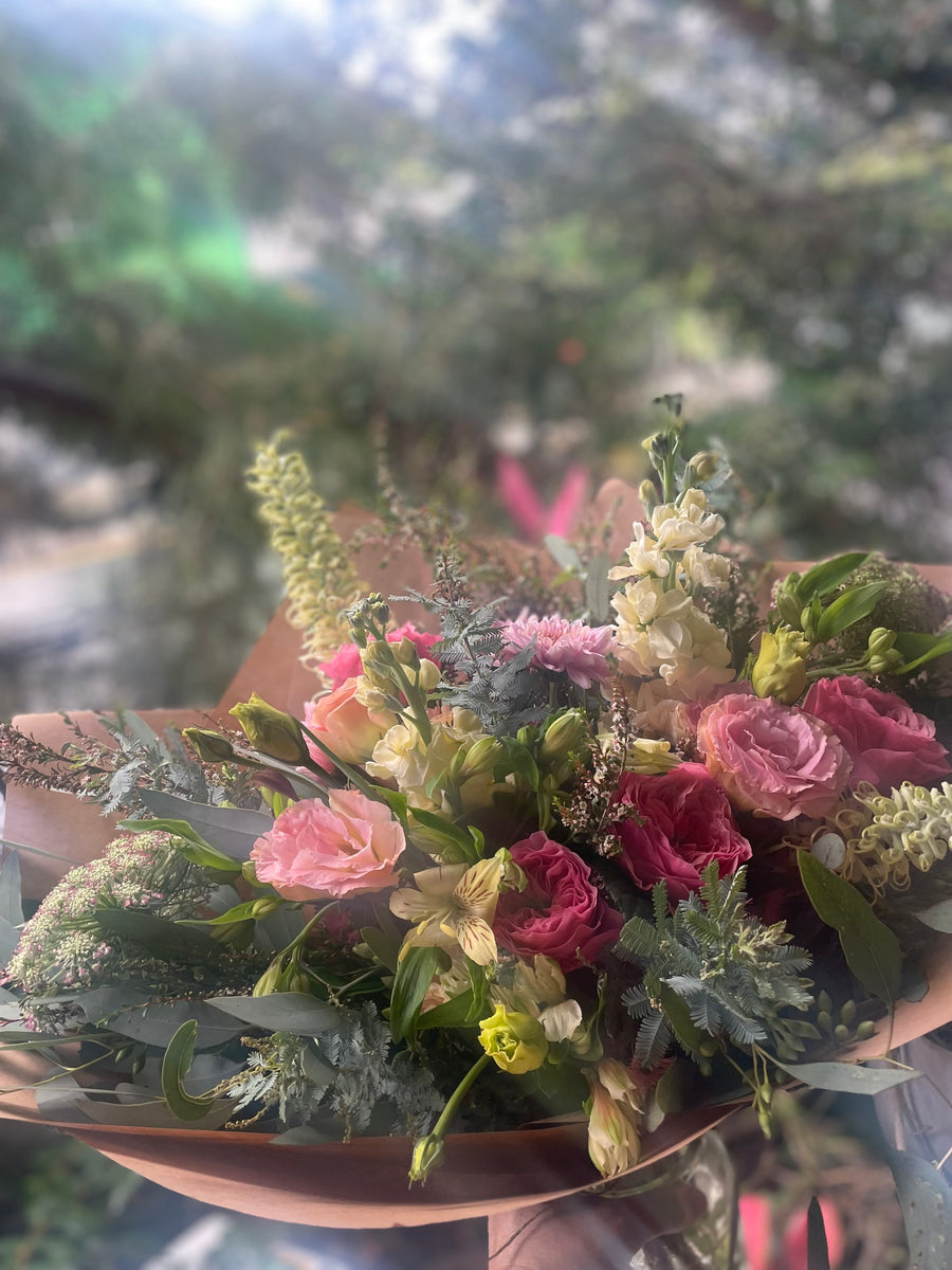 All the Mammas! Bouquet of blooms – Foraged and Fleurs